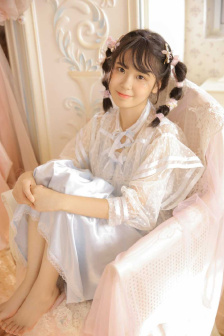 电影《被迫卖身还债》