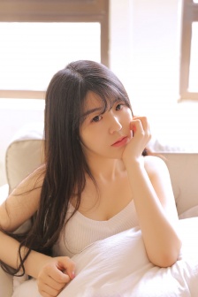 我的丝袜麻麻雯雯