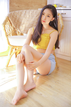 孙尚香坐钢筋⊥上正能量