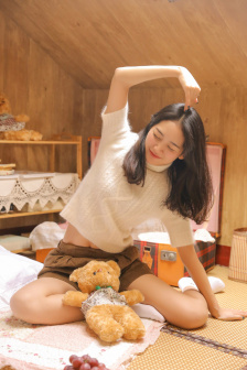 90岁肥老奶奶毛毛外套