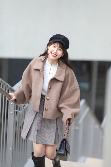 我故意没有穿内裤坐地铁怎么办