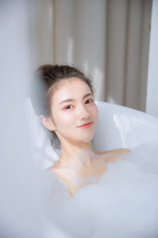 我在无限游戏里挨扌通关