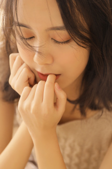 宝宝下面湿透了还嘴硬疼怎么办