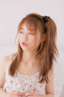 老中医把阴脣推了上去会得白血病吗