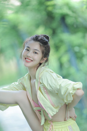 三男一女免费高清观看电视剧大全