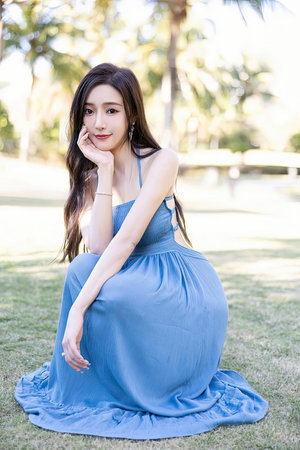 小舅子的老婆每次弄发型问我好看