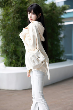 宝贝我们是去阳台还是厕所