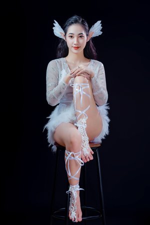 男生和女生一起拆拆很痛的轮滑鞋30分钟