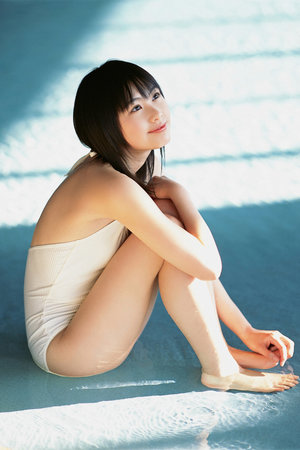 和姐姐在外打工一起住