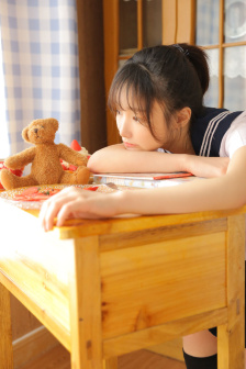 共享女儿小诗1～10章的背景资料