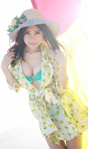 久久嫩草精品久久久久精品抖音