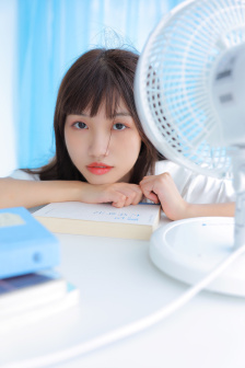 按摩师添我下面好舒服