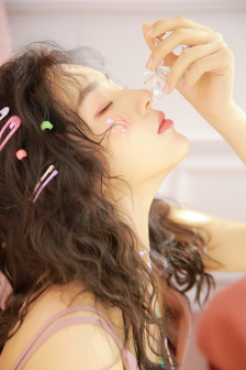 小寡妇免费观看高清电视剧大全9集